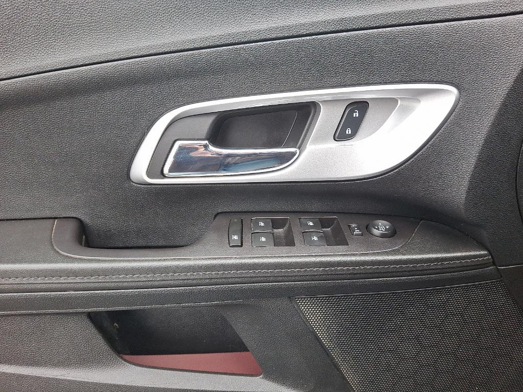 used 2017 Chevrolet Equinox car, priced at $12,990