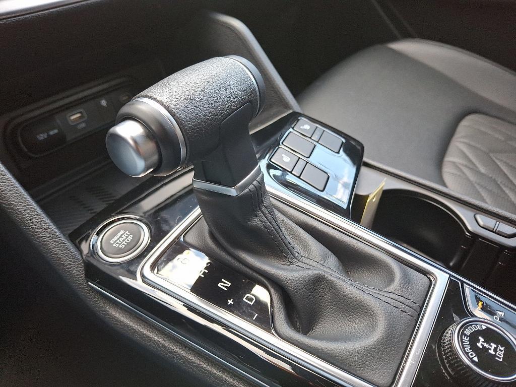 used 2025 Kia Sportage car