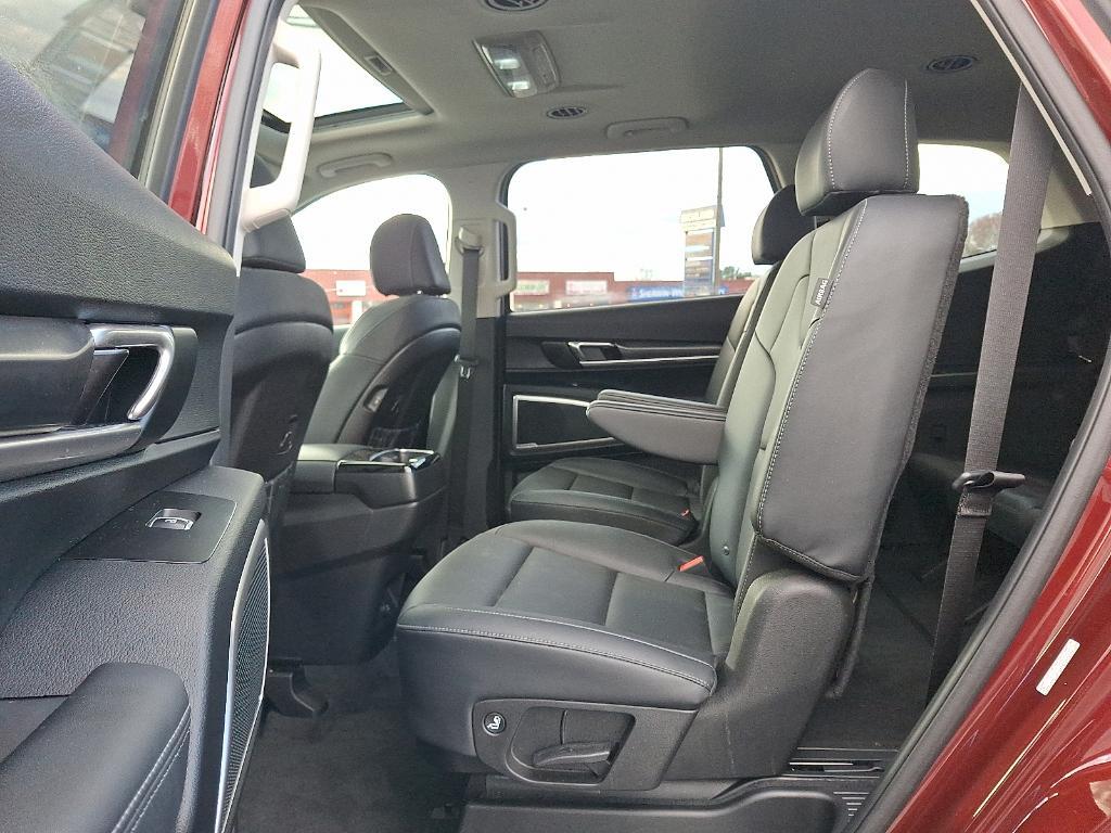 used 2024 Kia Telluride car, priced at $35,990