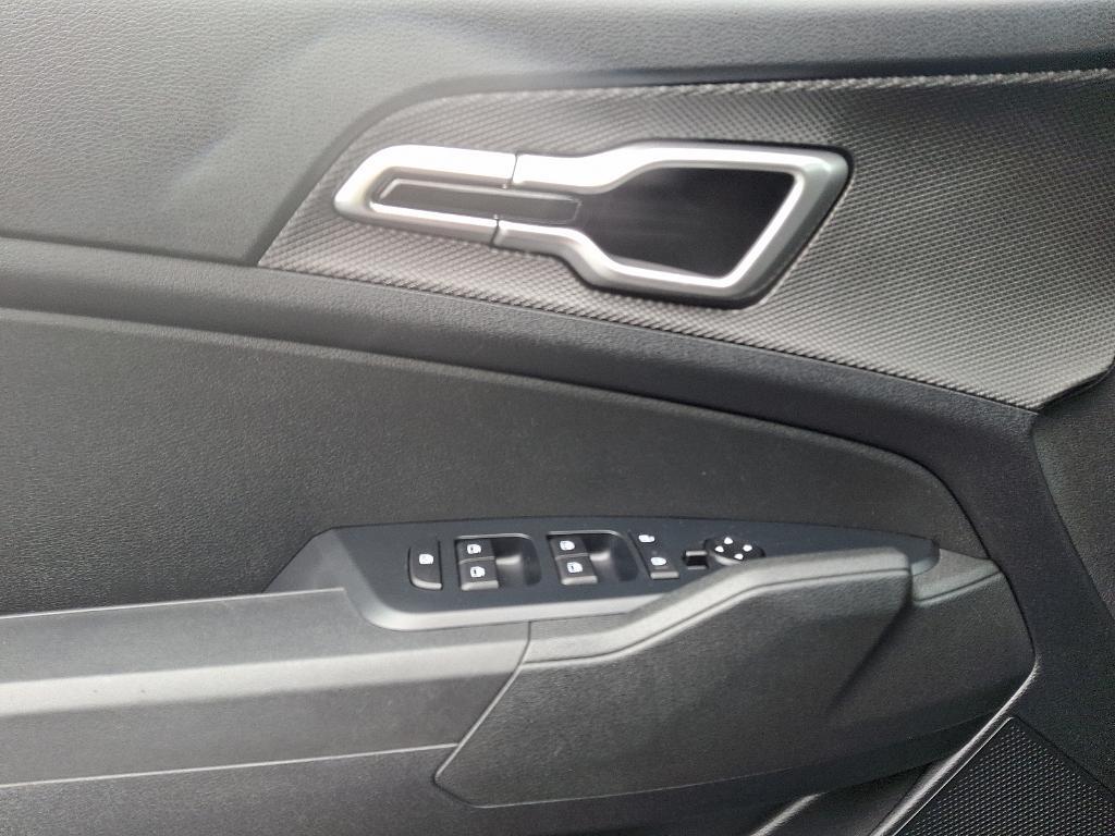 used 2023 Kia Sportage car, priced at $25,740