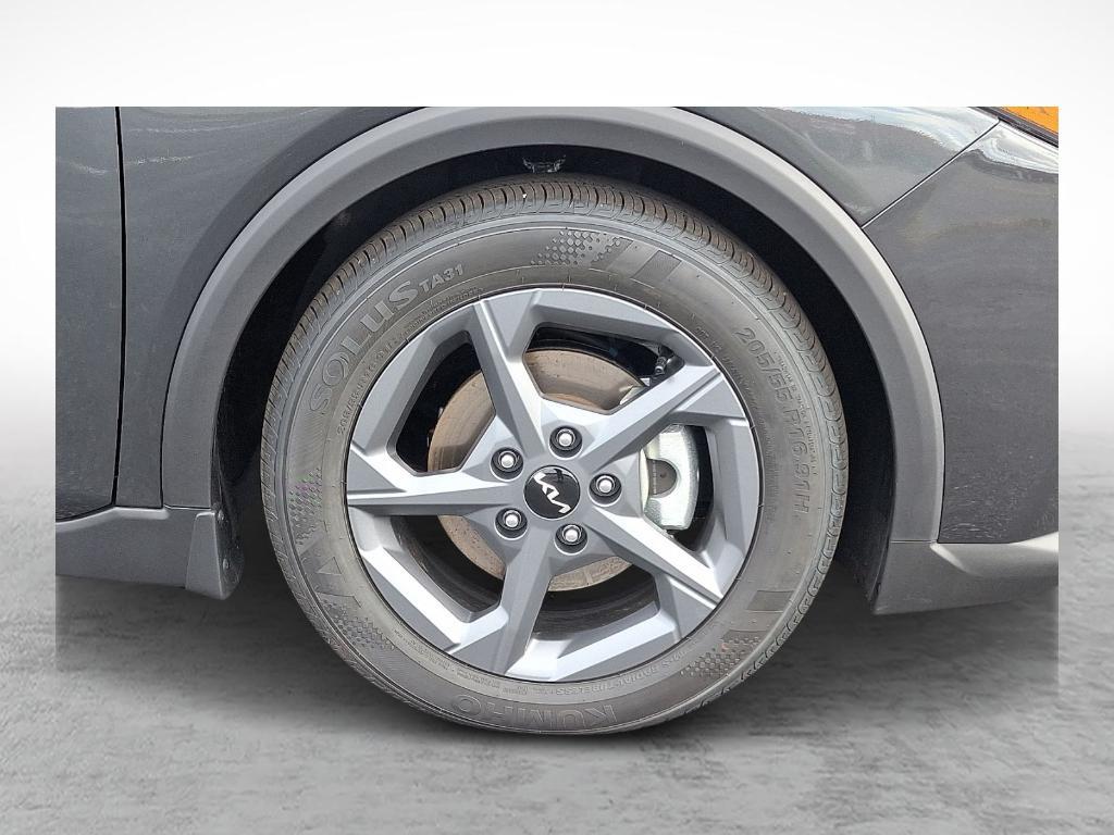 used 2025 Kia K4 car, priced at $22,990