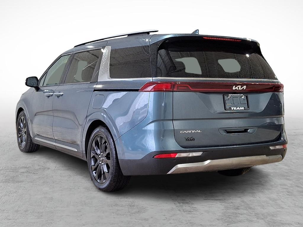 used 2023 Kia Carnival car, priced at $38,990