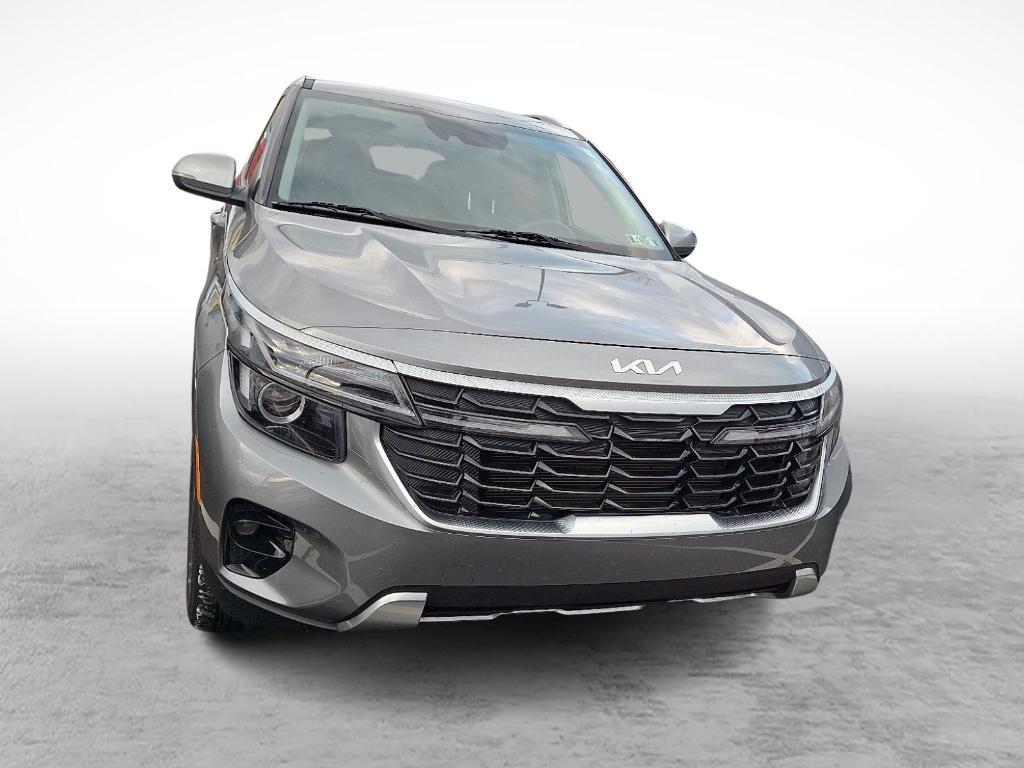 used 2024 Kia Seltos car