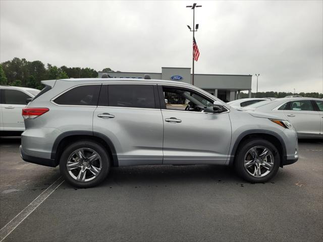 used 2019 Toyota Highlander car, priced at $29,988