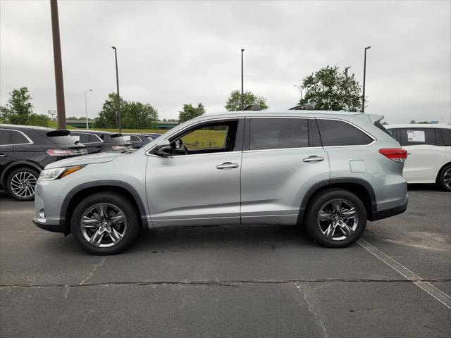 used 2019 Toyota Highlander car, priced at $29,988