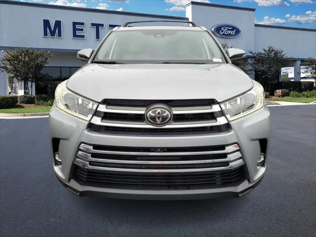 used 2019 Toyota Highlander car, priced at $29,988