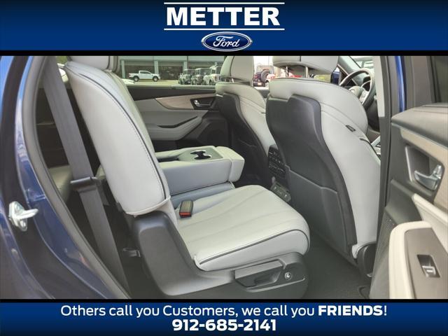 used 2022 Acura MDX car, priced at $43,794
