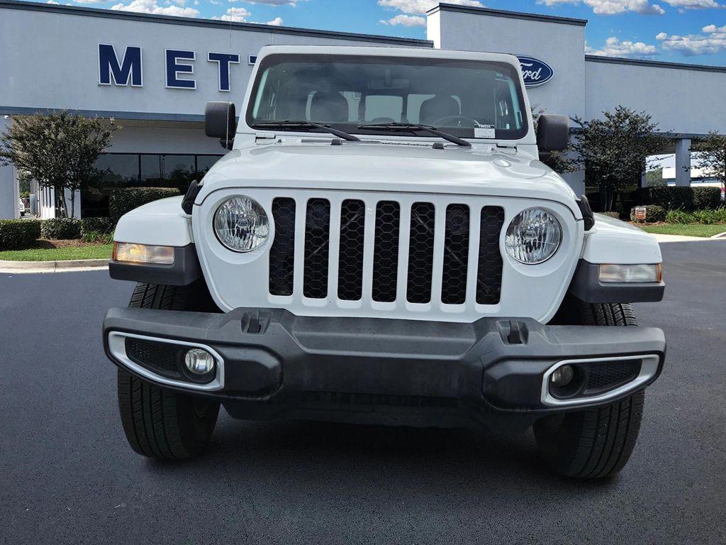 used 2022 Jeep Gladiator car, priced at $27,988