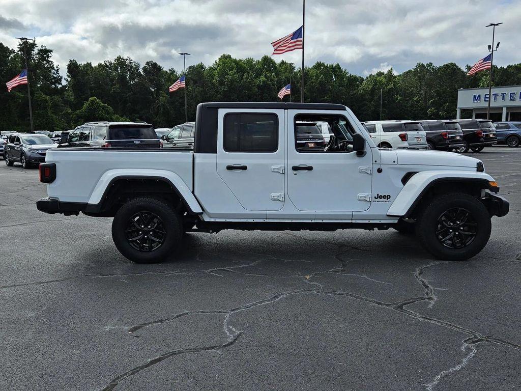 used 2022 Jeep Gladiator car, priced at $27,988