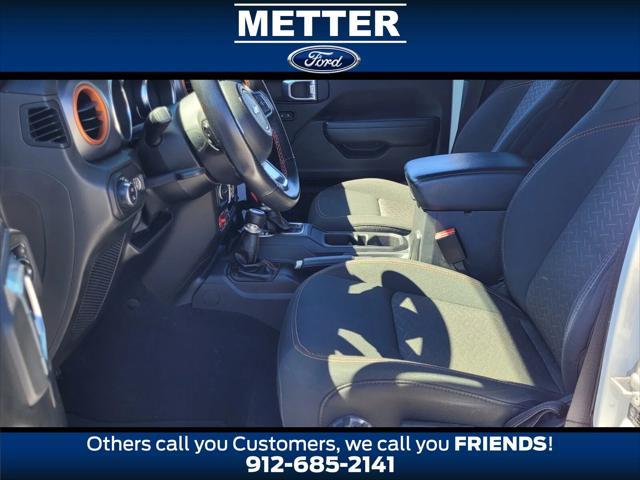 used 2022 Jeep Gladiator car, priced at $38,794
