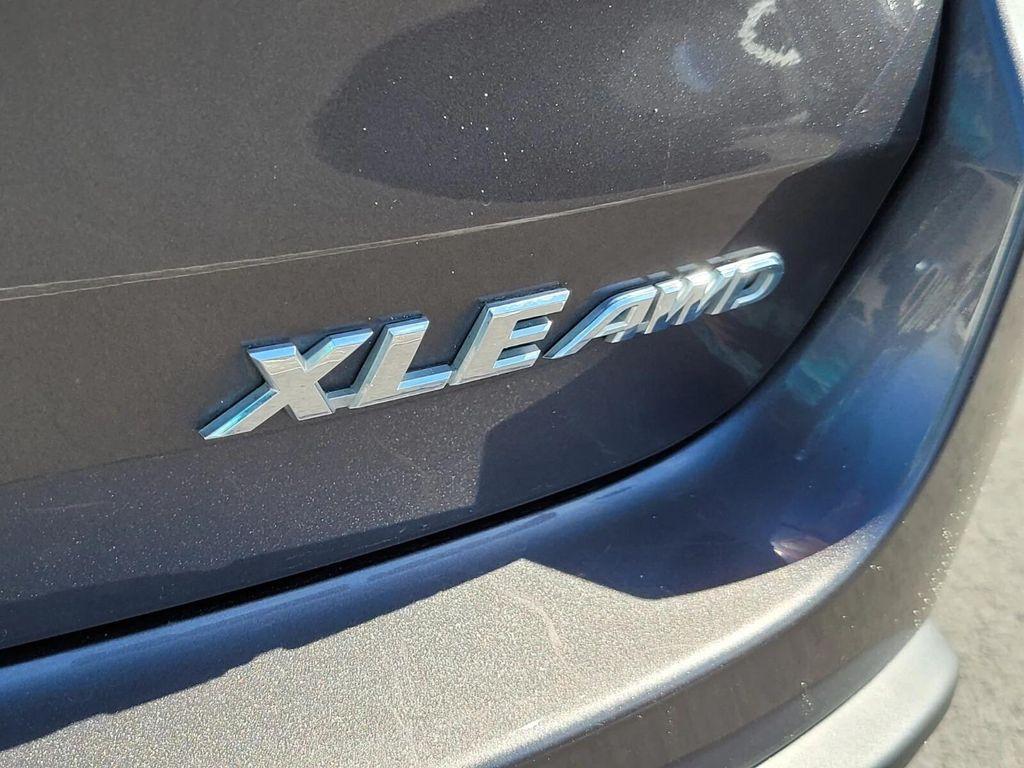 used 2019 Toyota Highlander car, priced at $22,988