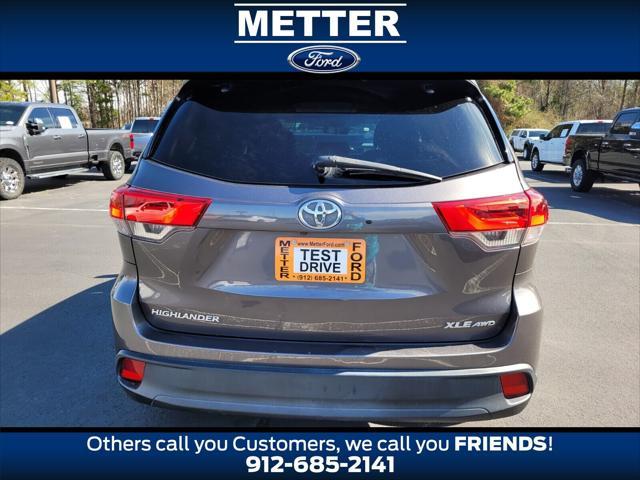 used 2019 Toyota Highlander car, priced at $25,794