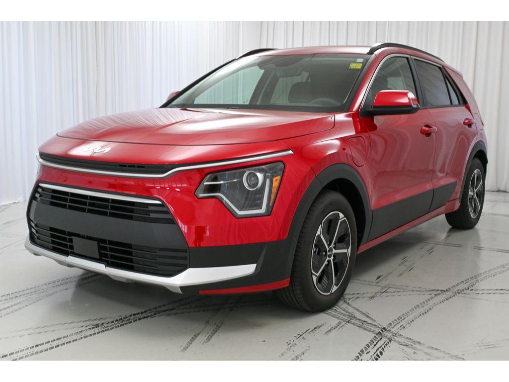 new 2025 Kia Niro Plug-In Hybrid car, priced at $35,885