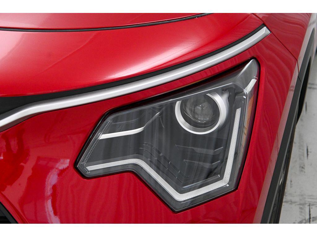 new 2025 Kia Niro Plug-In Hybrid car, priced at $35,885