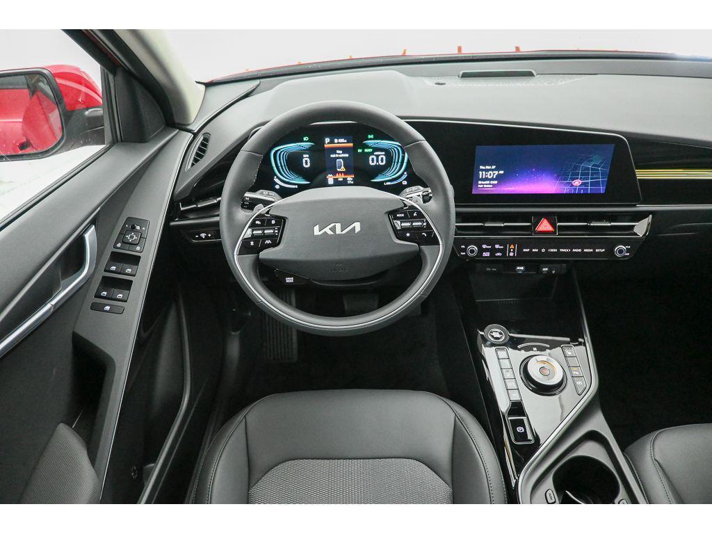 new 2025 Kia Niro Plug-In Hybrid car, priced at $35,885