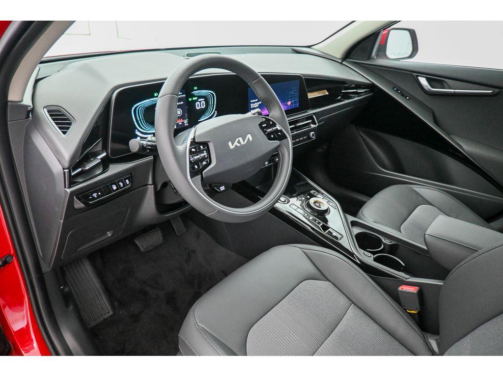 new 2025 Kia Niro Plug-In Hybrid car, priced at $35,885