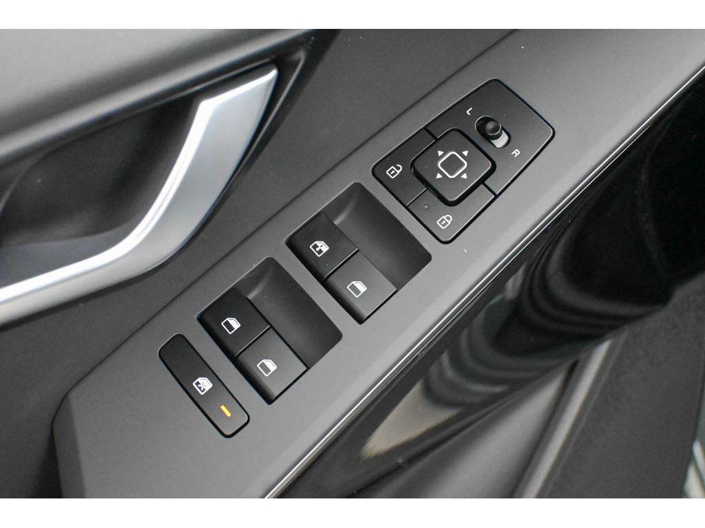 new 2026 Kia Niro car, priced at $33,885