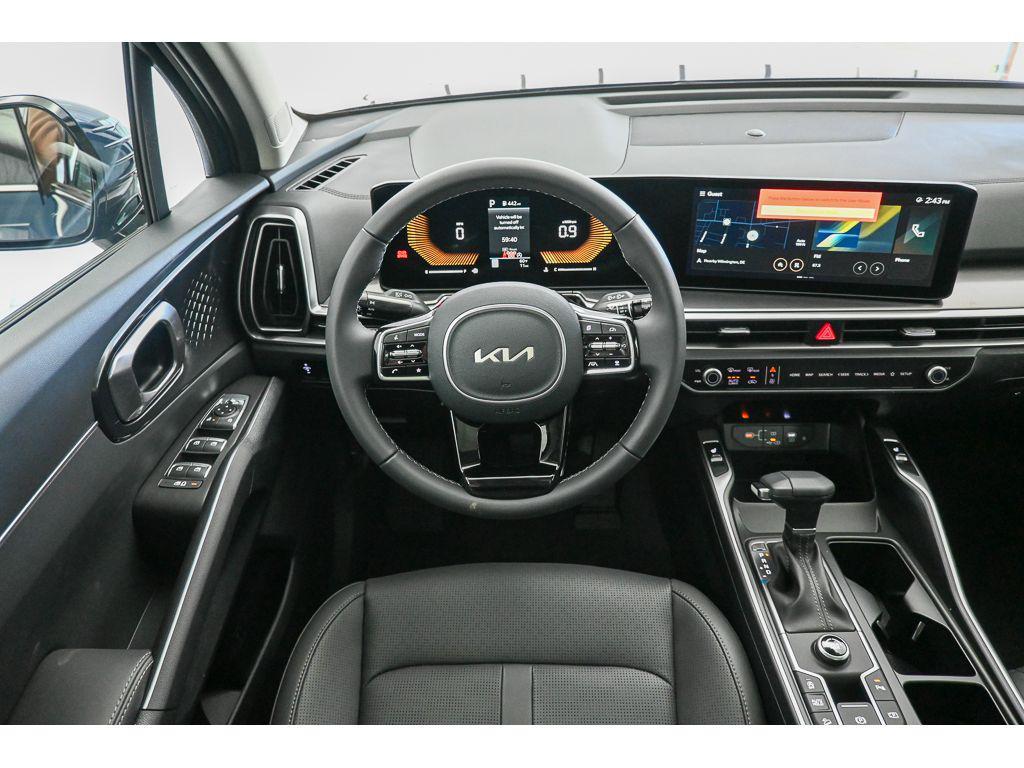 new 2025 Kia Sorento car, priced at $38,060