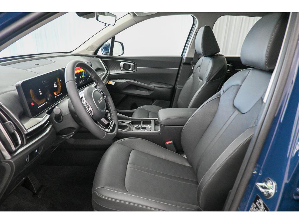 new 2025 Kia Sorento car, priced at $38,060