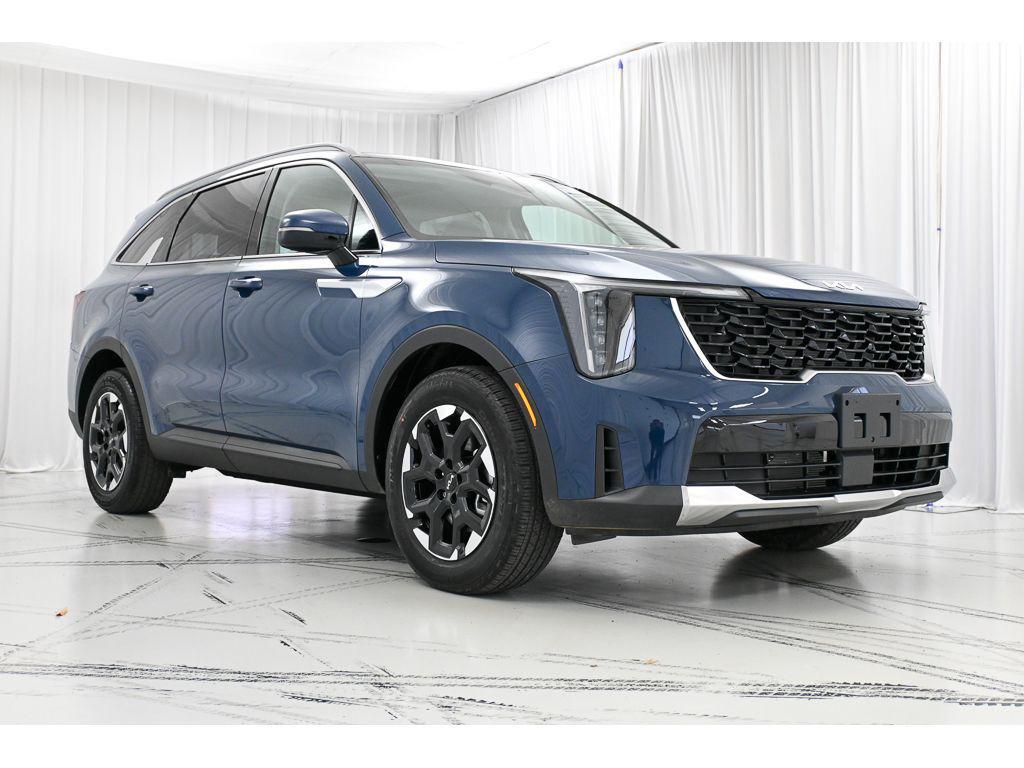 new 2025 Kia Sorento car, priced at $38,060