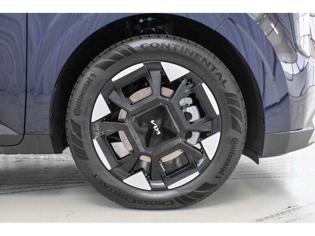 new 2026 Kia Carnival car, priced at $42,295