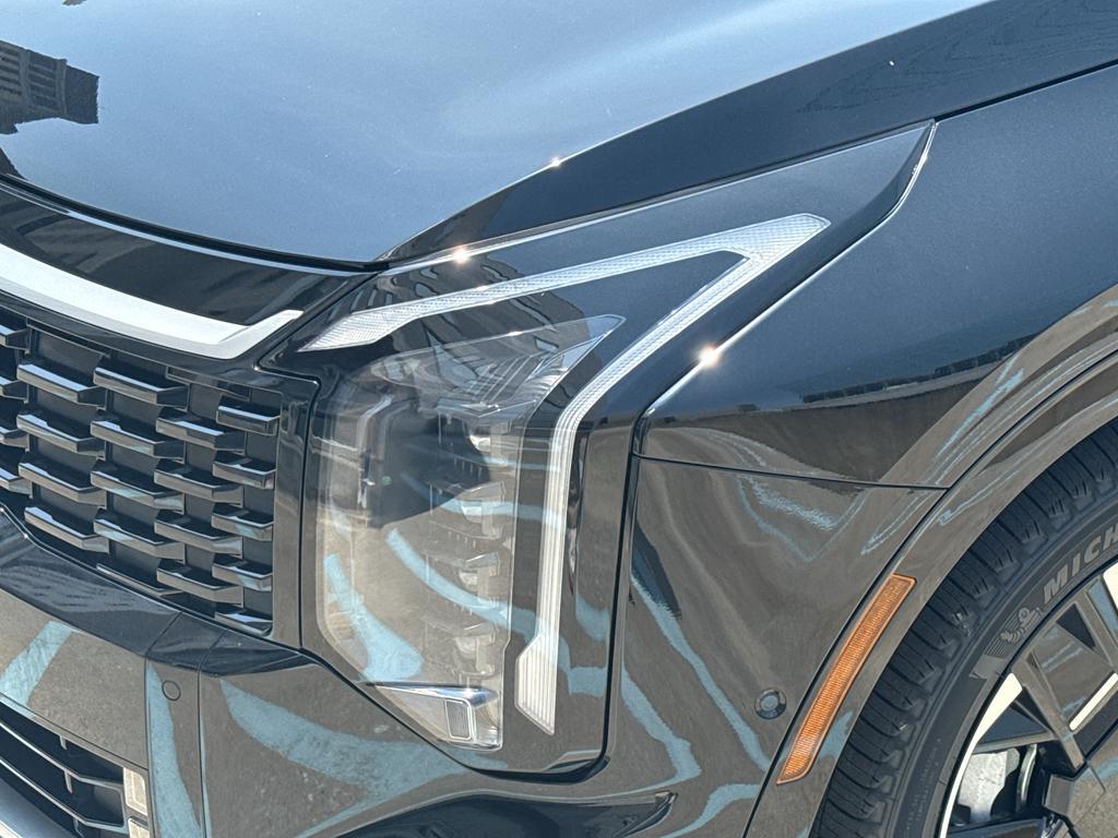 new 2026 Kia Sportage car, priced at $37,365