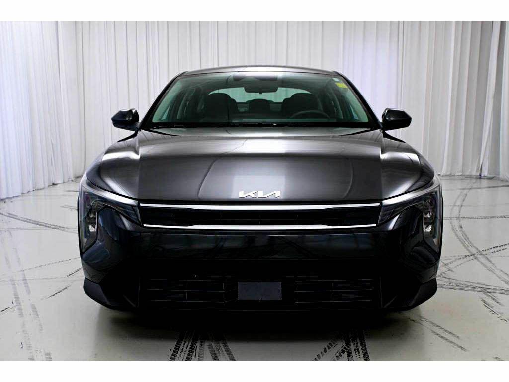 new 2025 Kia K4 car, priced at $22,875