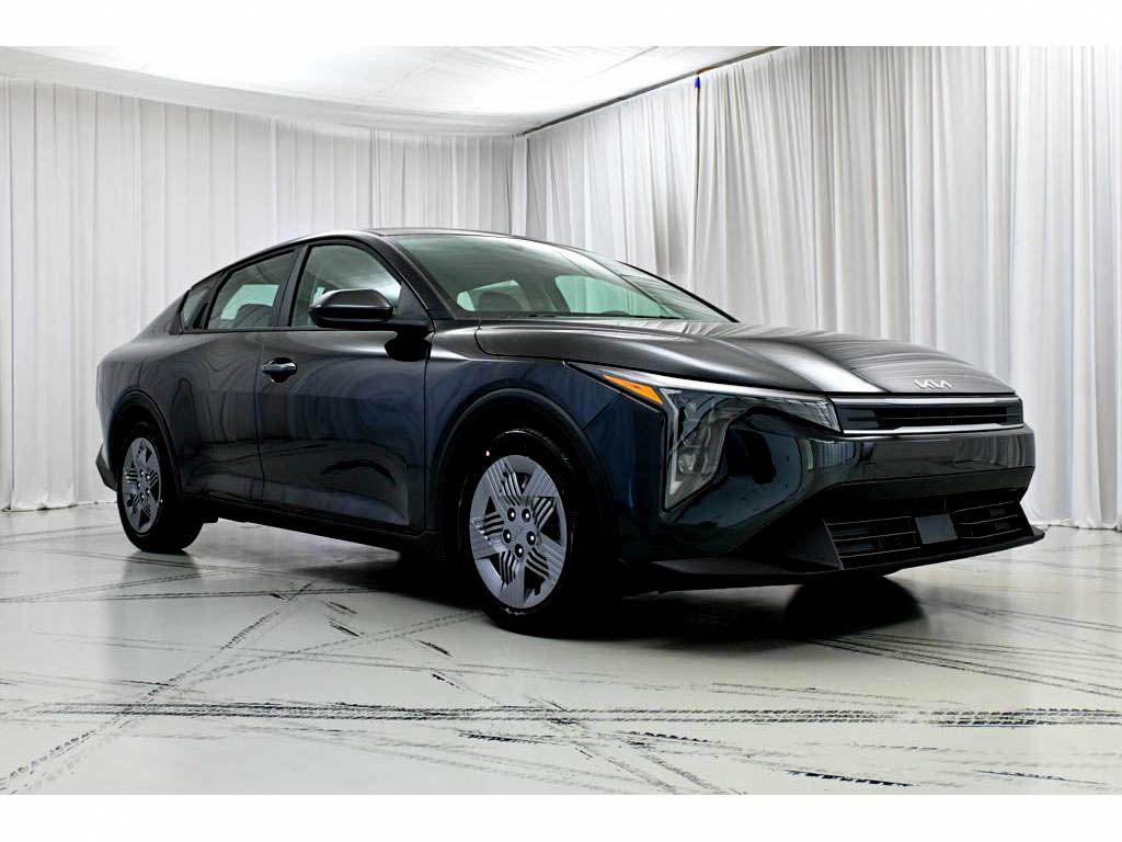 new 2025 Kia K4 car, priced at $22,875