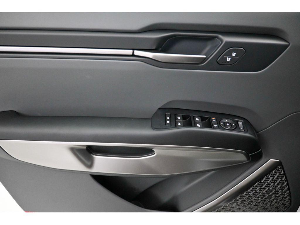 new 2026 Kia EV9 car, priced at $60,315