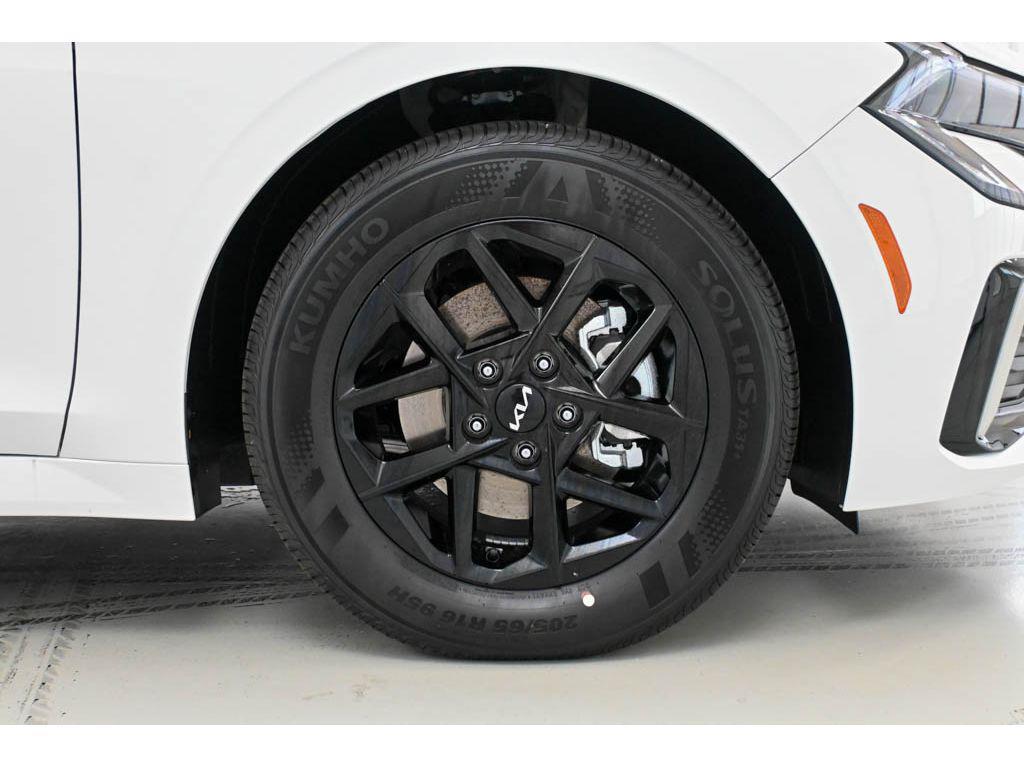 new 2026 Kia K5 car, priced at $28,660