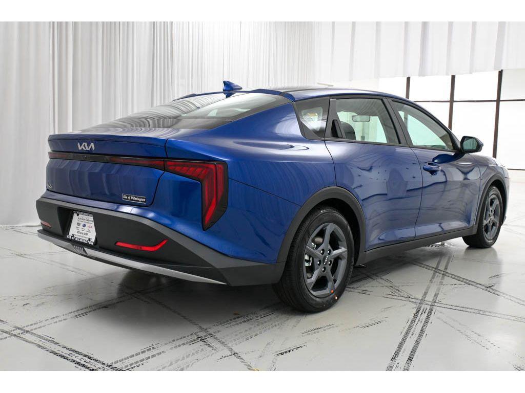 new 2025 Kia K4 car, priced at $24,000