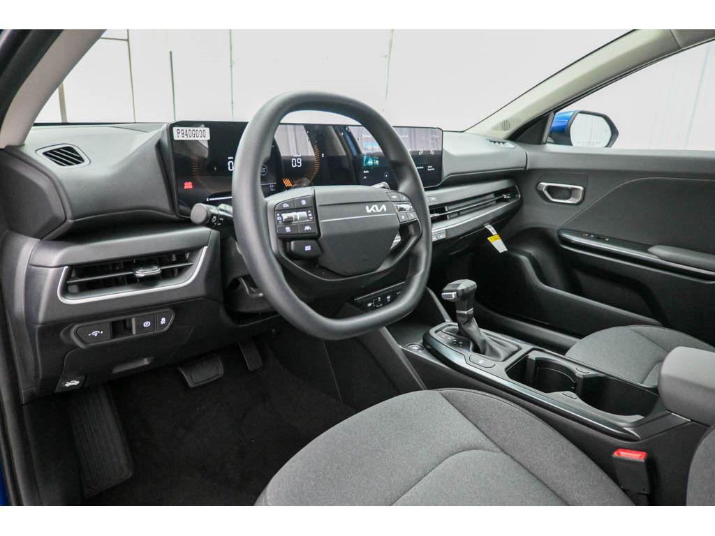 new 2025 Kia K4 car, priced at $24,000