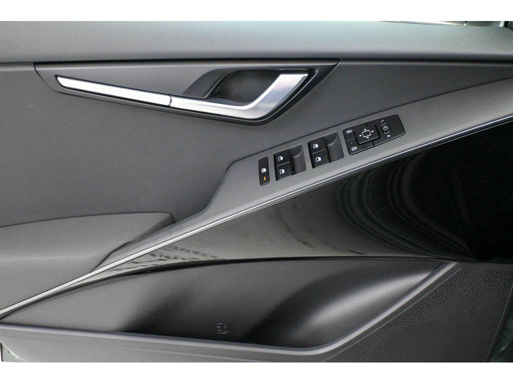 new 2026 Kia Niro car, priced at $31,885