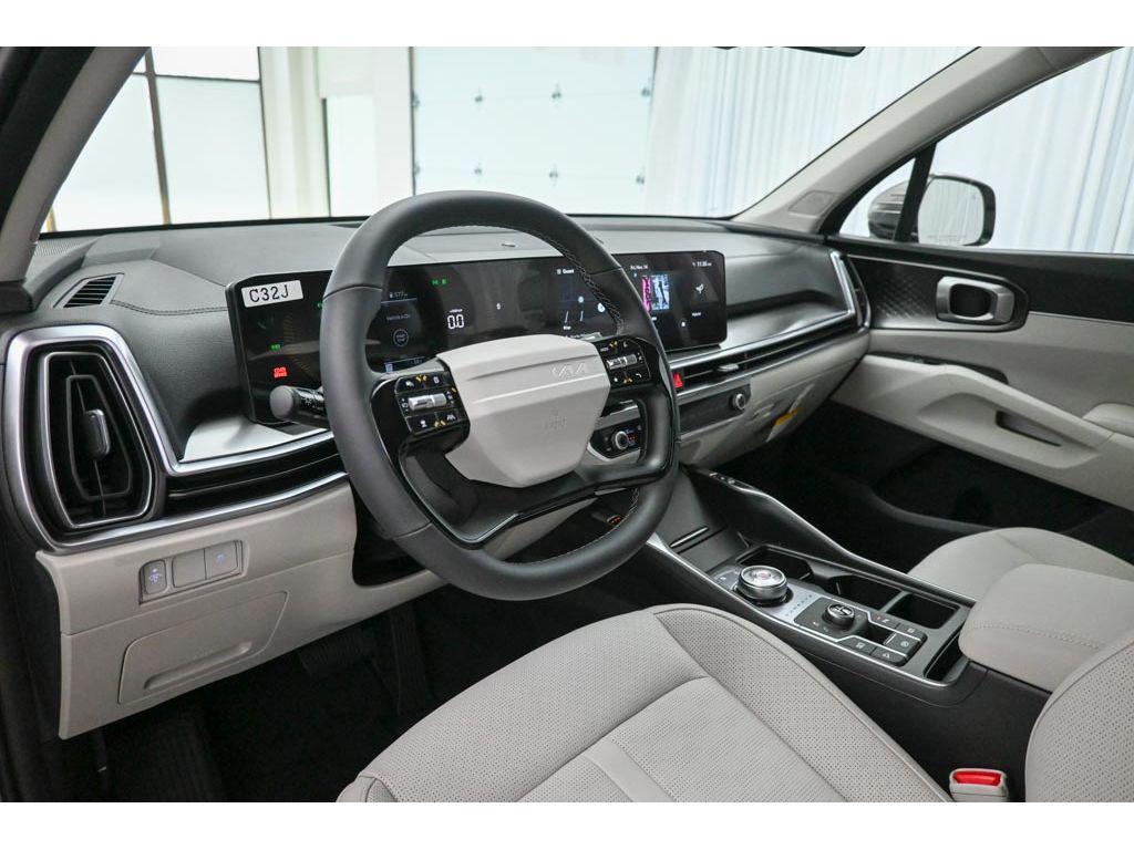 new 2026 Kia Sorento Hybrid car, priced at $42,745