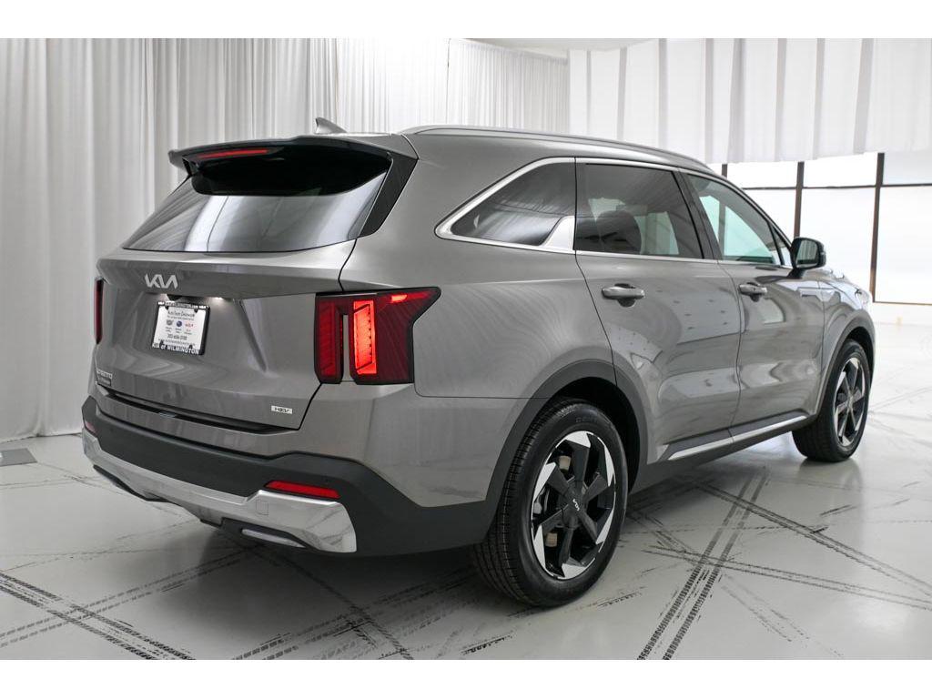 new 2026 Kia Sorento Hybrid car, priced at $42,745