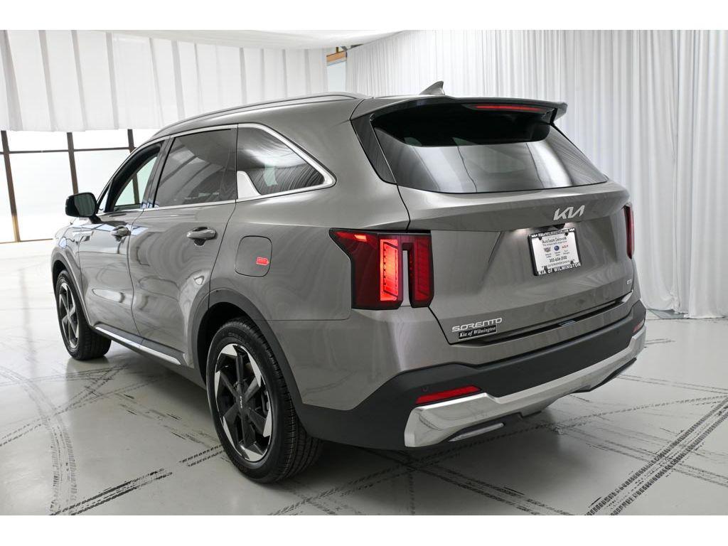 new 2026 Kia Sorento Hybrid car, priced at $42,745
