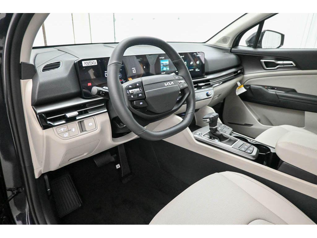 new 2026 Kia Sportage car, priced at $33,075