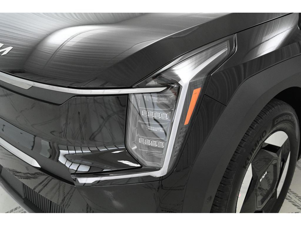 new 2026 Kia EV9 car, priced at $65,315