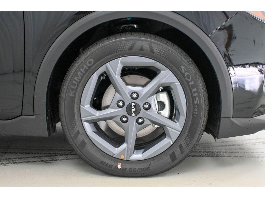 new 2025 Kia K4 car, priced at $24,000