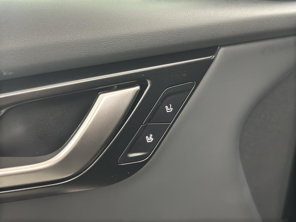 new 2025 Kia EV6 car, priced at $54,910