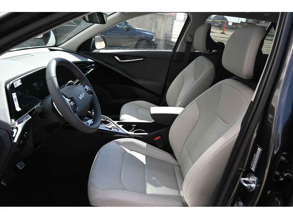 new 2025 Kia Niro car, priced at $33,240