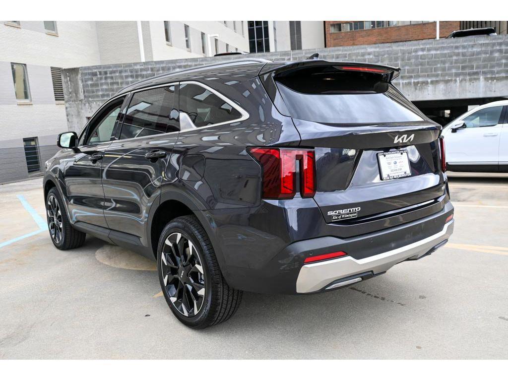 new 2026 Kia Sorento car, priced at $40,970