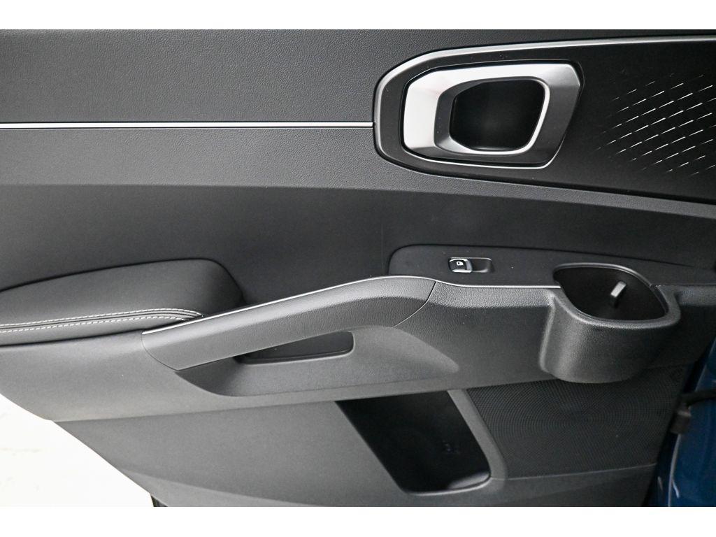 new 2025 Kia Sorento car, priced at $41,155
