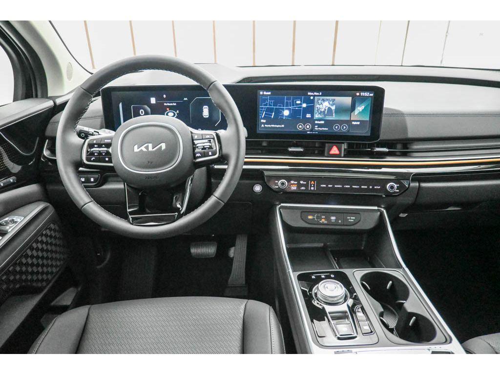 new 2026 Kia Carnival Hybrid car, priced at $55,395