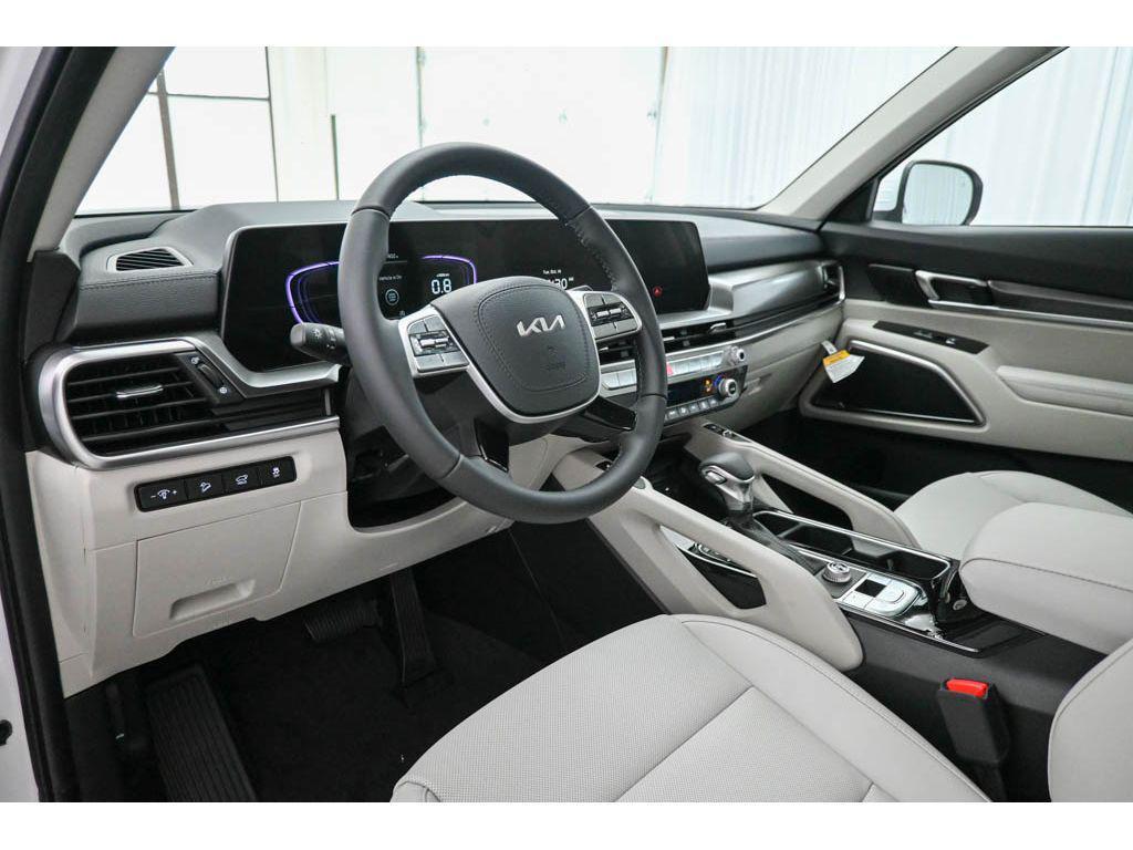 new 2025 Kia Telluride car, priced at $41,990