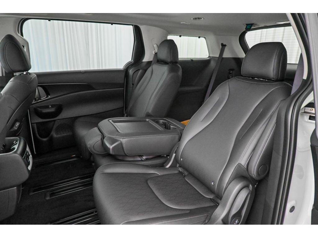 new 2026 Kia Carnival car, priced at $48,080