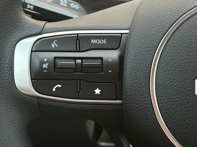 new 2025 Kia K5 car, priced at $27,900