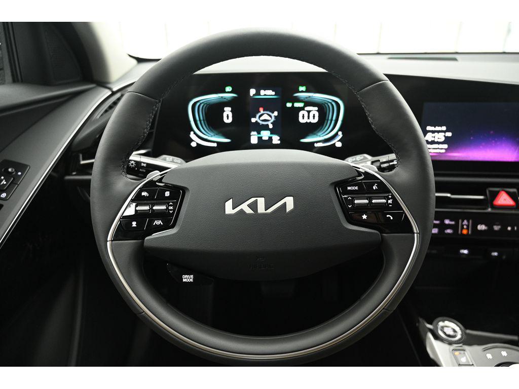 new 2025 Kia Niro Plug-In Hybrid car, priced at $35,740