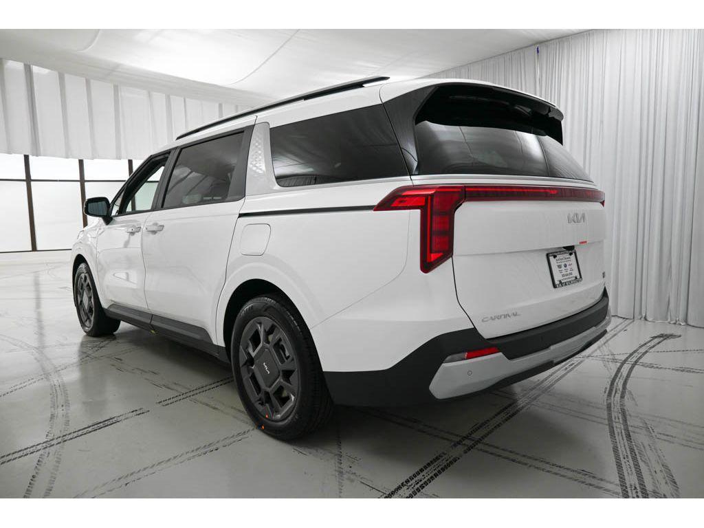 new 2026 Kia Carnival Hybrid car, priced at $44,760