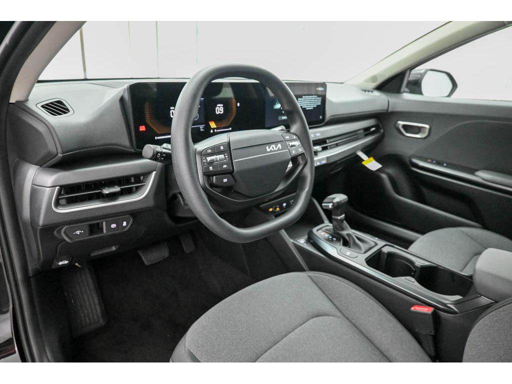 new 2025 Kia K4 car, priced at $24,000